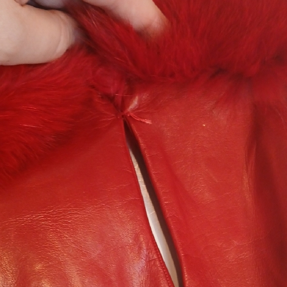 ❤️ Red Leather Fur Silk Lined Gloves Size 6.5 Luxe Winter Glam Mobwife Whimsical - Picture 4 of 7